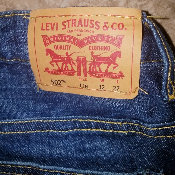 New Boys 12 Husky Levis Dark Denim Regular Tapered 502 Jeans - Picture 4 of 4